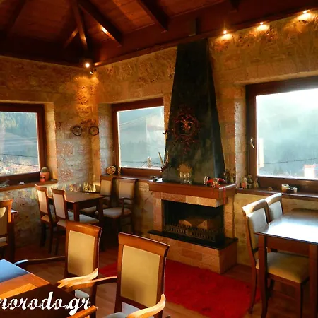 Petrino Rodo Karpenísion