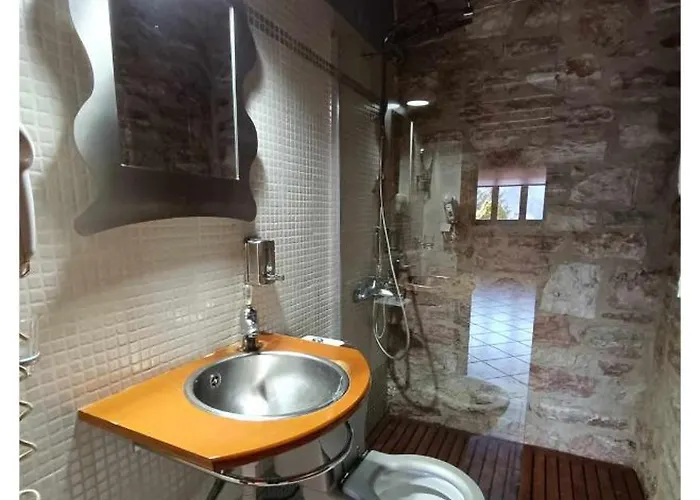 πέτρινο ρόδο *